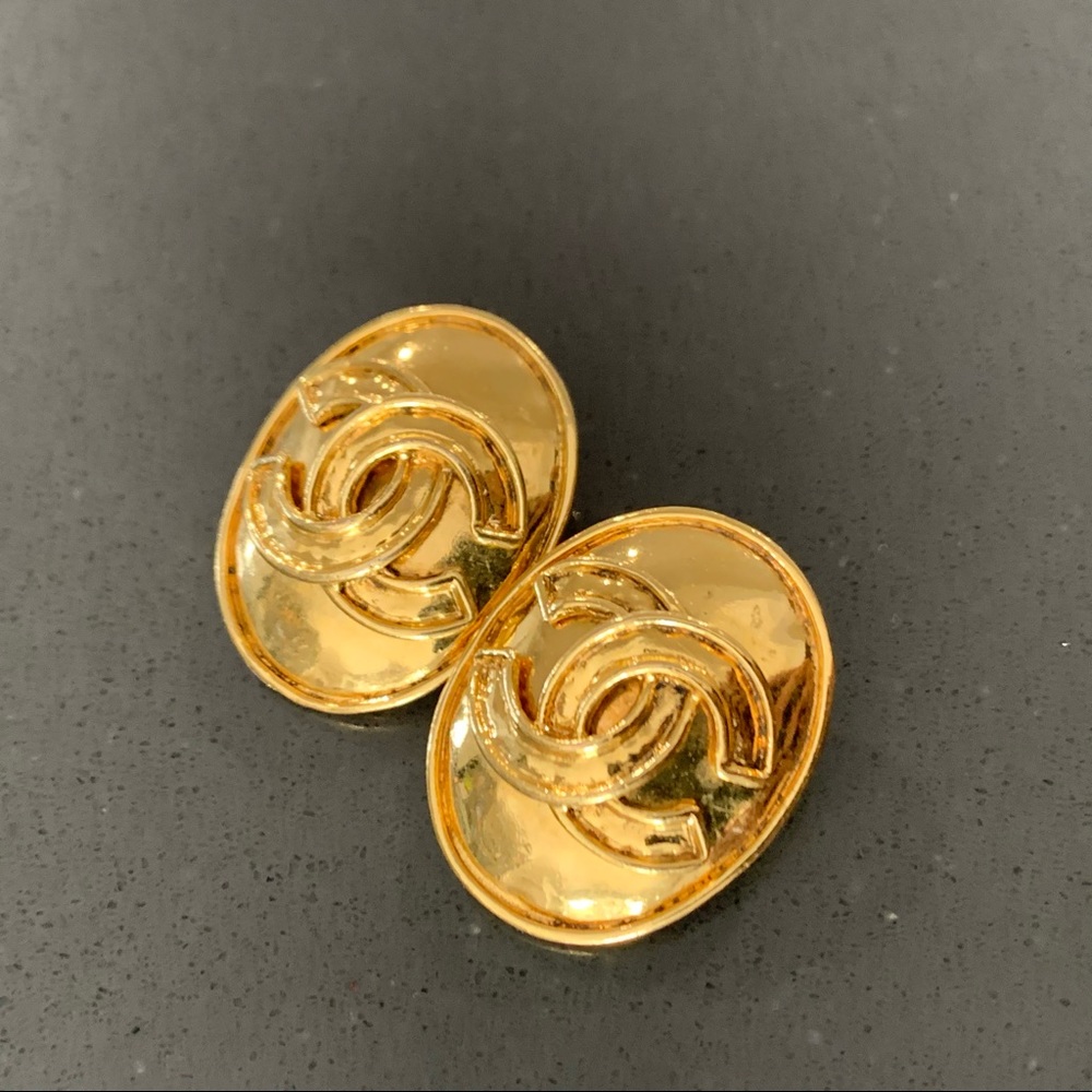 SOLD Chanel CC logo clip on earrings